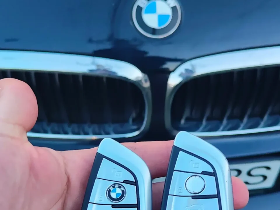 Cum funcționează cheia auto cu cip transponder și de ce nu mai e nevoie de dealer